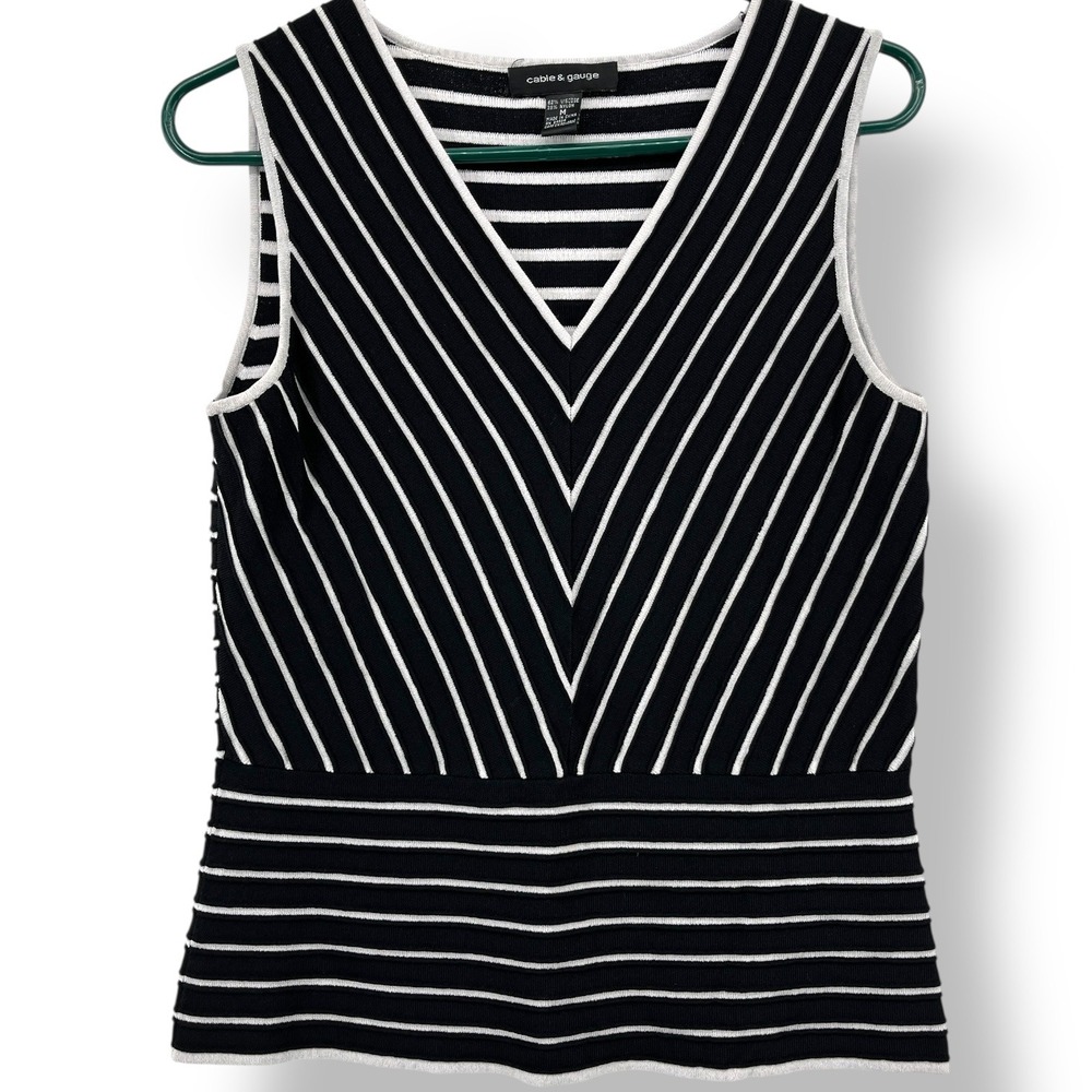 Cable & Gauge Tank‎ Top Striped Sleeveless V Neck B&W Medium Minimalist Chevron
